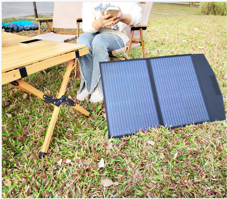 FT60 Klappsolarkollektor 60w Ladekleidung Wasserdicht IP65 mit Schwarz