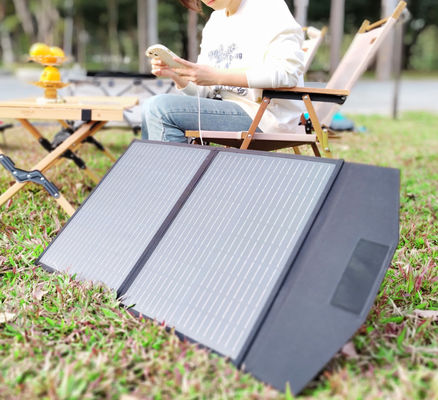 FT60 Klappsolarkollektor 60w Ladekleidung Wasserdicht IP65 mit Schwarz